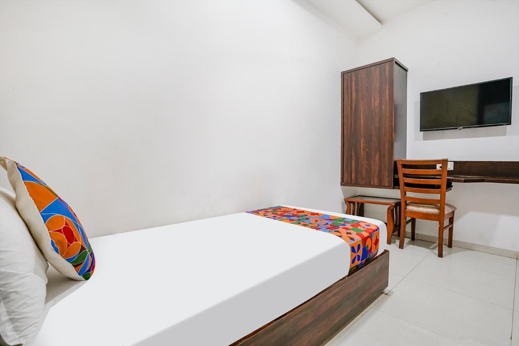 Fabhotel Elvis Inn - Nr Mumbai International Airport Exterior photo